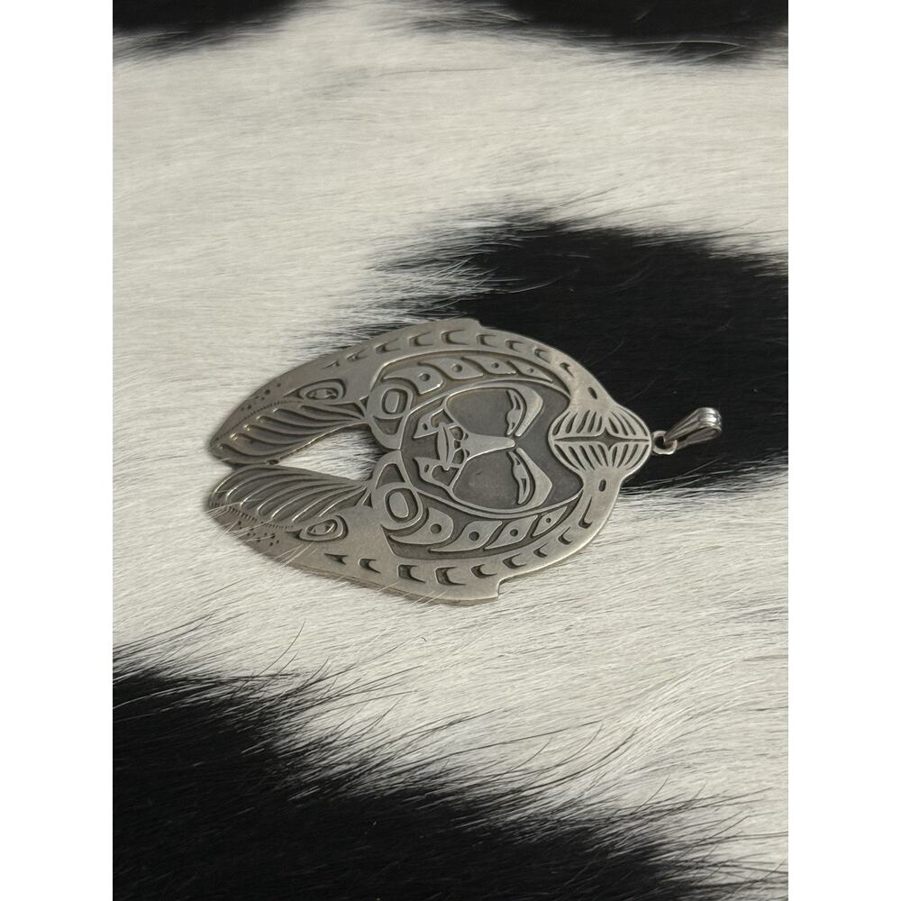 Huge Native American Sterling Silver Indian Skull Chief Headdress Pendant Signed - Picture 2 of 10